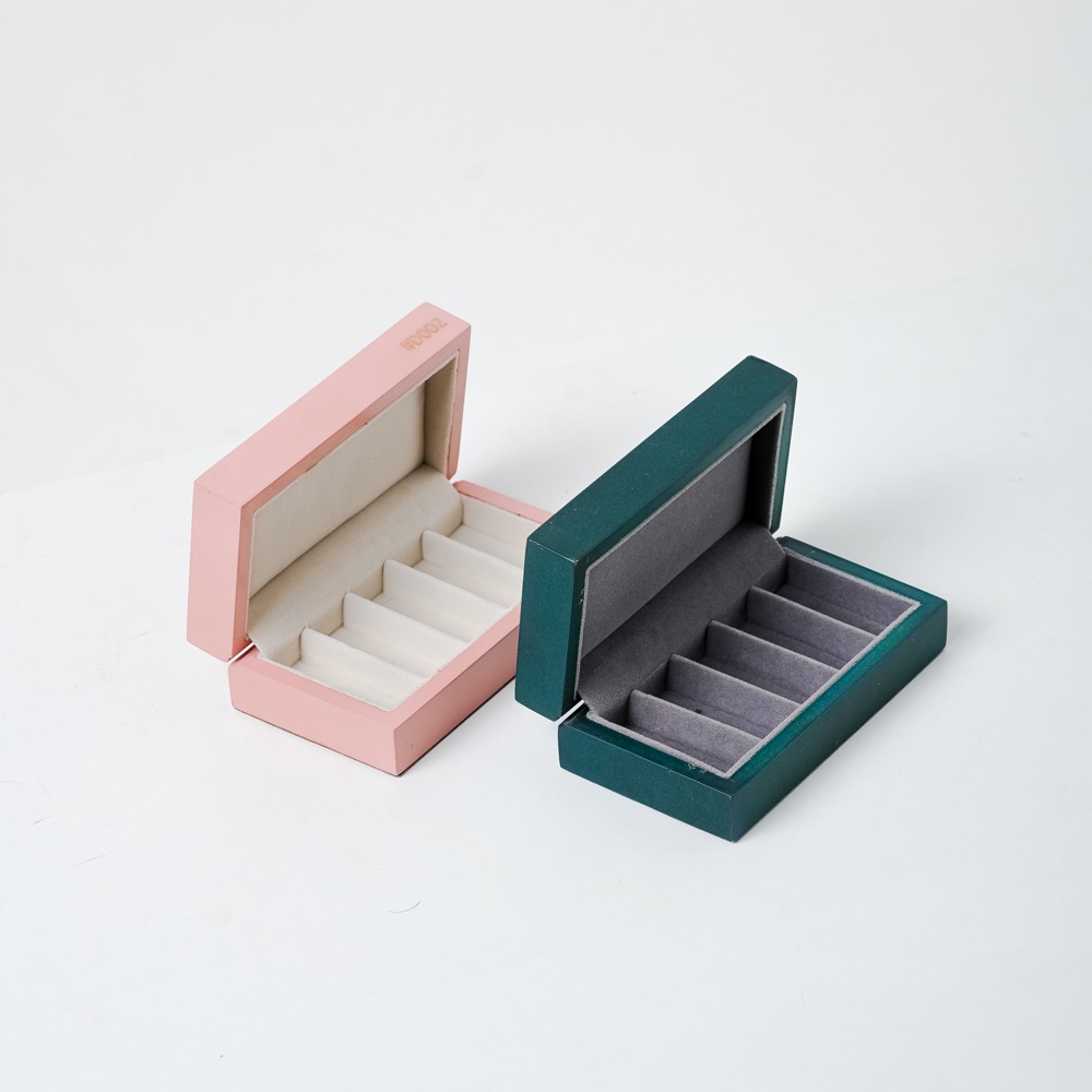 green shiny customised wooden jewelry box set