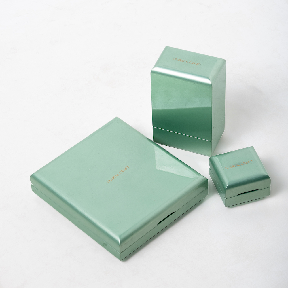 green shiny customised wooden jewelry box set