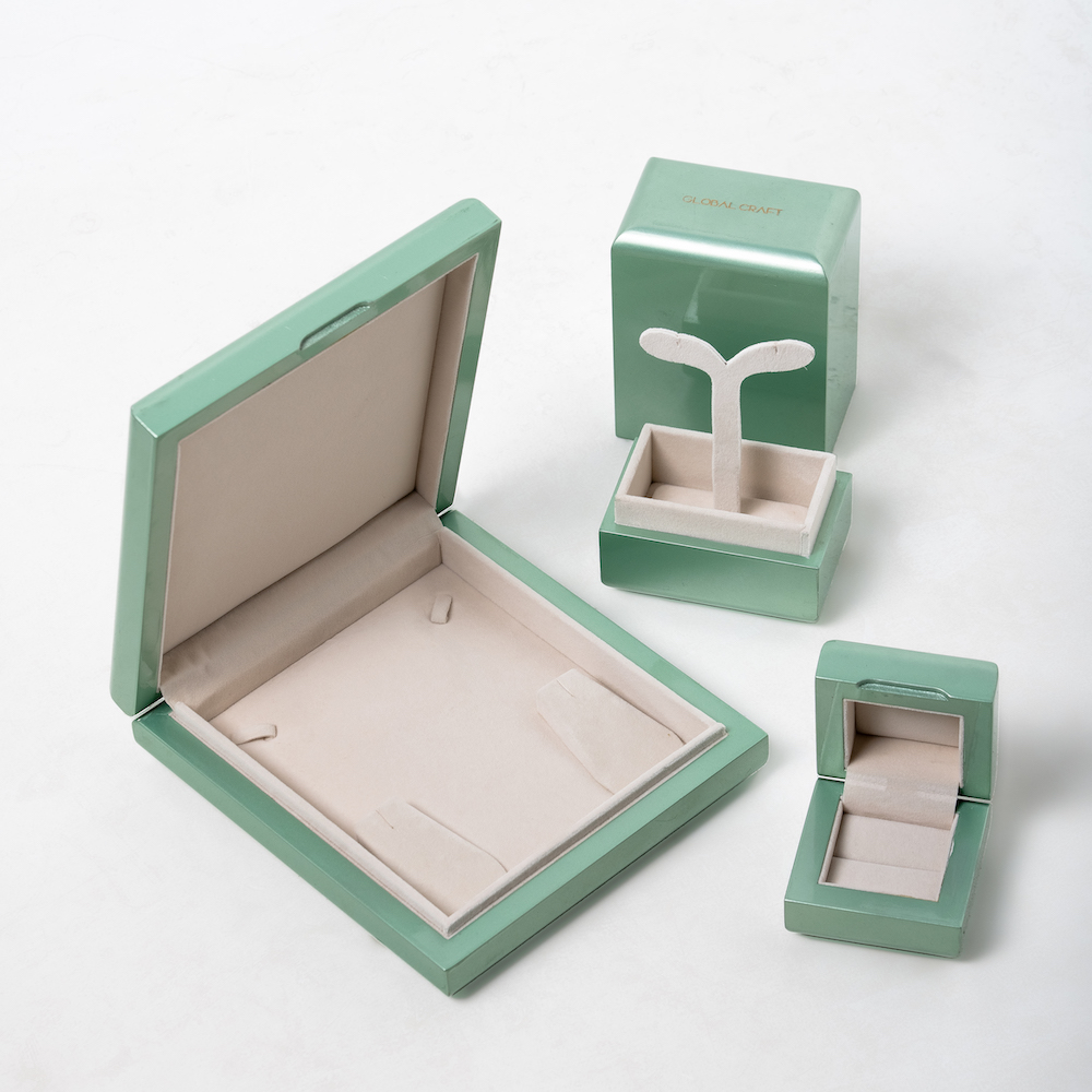 green shiny customised wooden jewelry box set